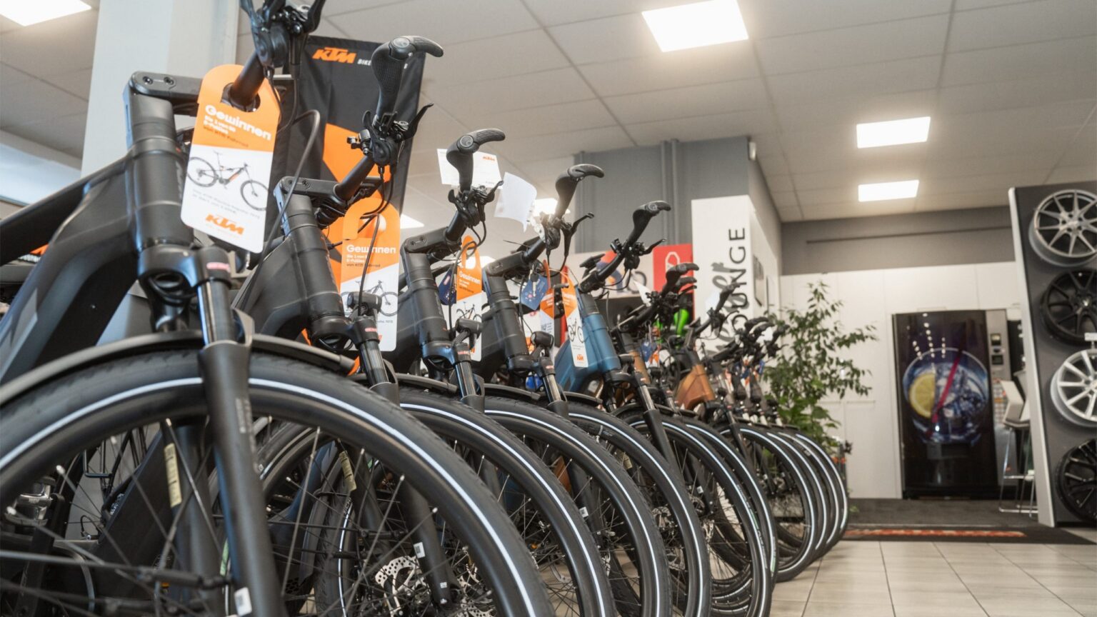 Job Bike: Fahrräder und E-Bikes für das Dienstrad-Modell Work.Bike im Schauraum von Weichberger